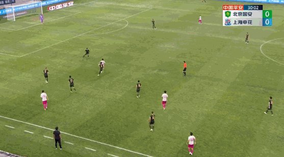 1661553615094074845.gif 申花.gif